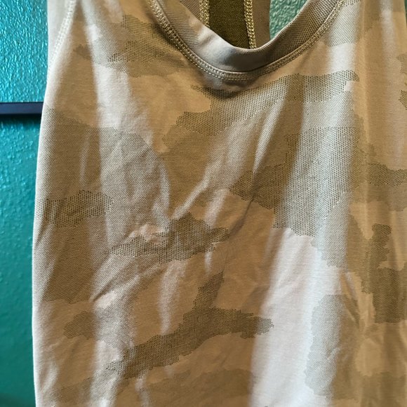 Athleta Women's Momentum Camo Seamless Tank Top Size SMALL - Picture 5 of 7